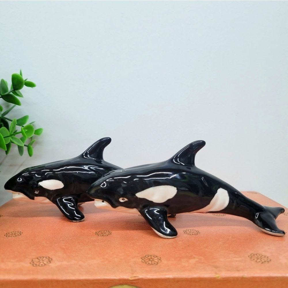 Kelvins Killer Whale / Orca Vintage Marine Shakers 🐋🐋